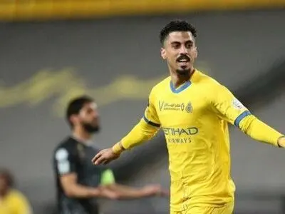 بازیکن النصر: دروازه‌بان استقلال از یک شکست سنگین جلوگیری کرد