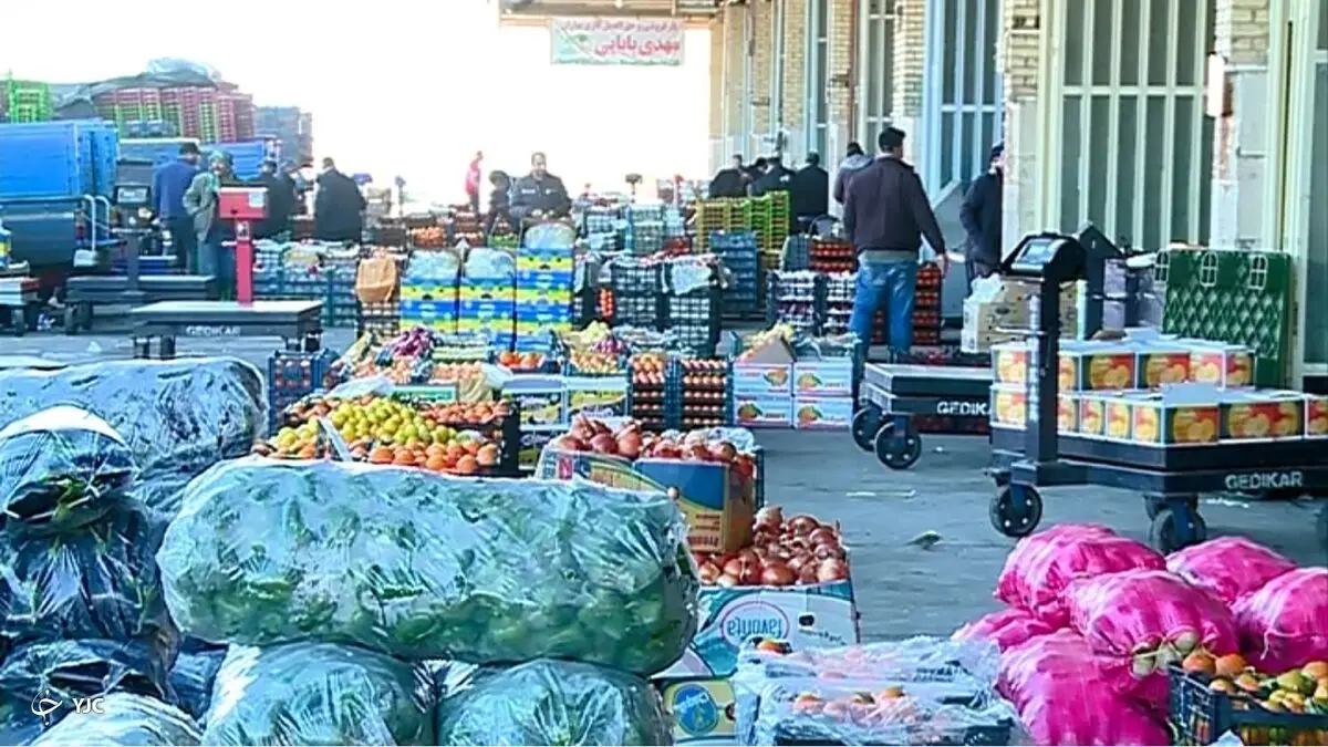 مشکلات میدان میوه ‌و تره‌بار اراک به دلیل تصمیمات غلط گذشته است