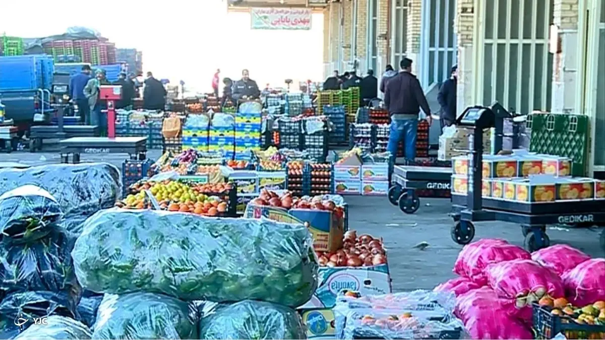 مشکلات میدان میوه ‌و تره‌بار اراک به دلیل تصمیمات غلط گذشته است