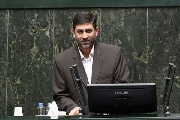 قطعی برق خوزستان در فصل گرما و افزایش گرد و خاک زندگی را از مردم سلب کرده است