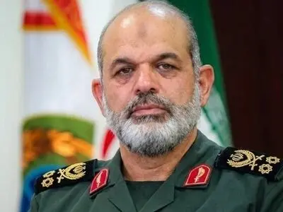 فرمانده کل سپاه: در کنار ملت ایستاده‌ایم و با تهدیدات دشمن قاطعانه برخورد می‌کنیم