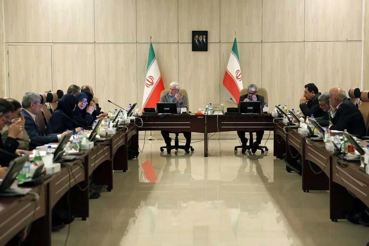 تأکید معاون اول رئیس‌جمهور بر تأمین پایدار کالاهای اساسی و حمایت از تیم مذاکره‌کننده