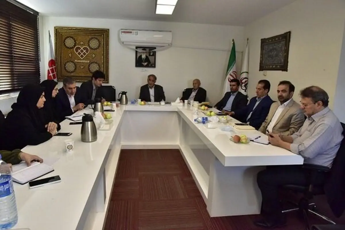 خیرین در تأمین تغذیه مورد نیاز دانش آموزان مشارکت داشته باشند/ لزوم غربالگری و شناخت بیماری‌های پنهان در مدارس