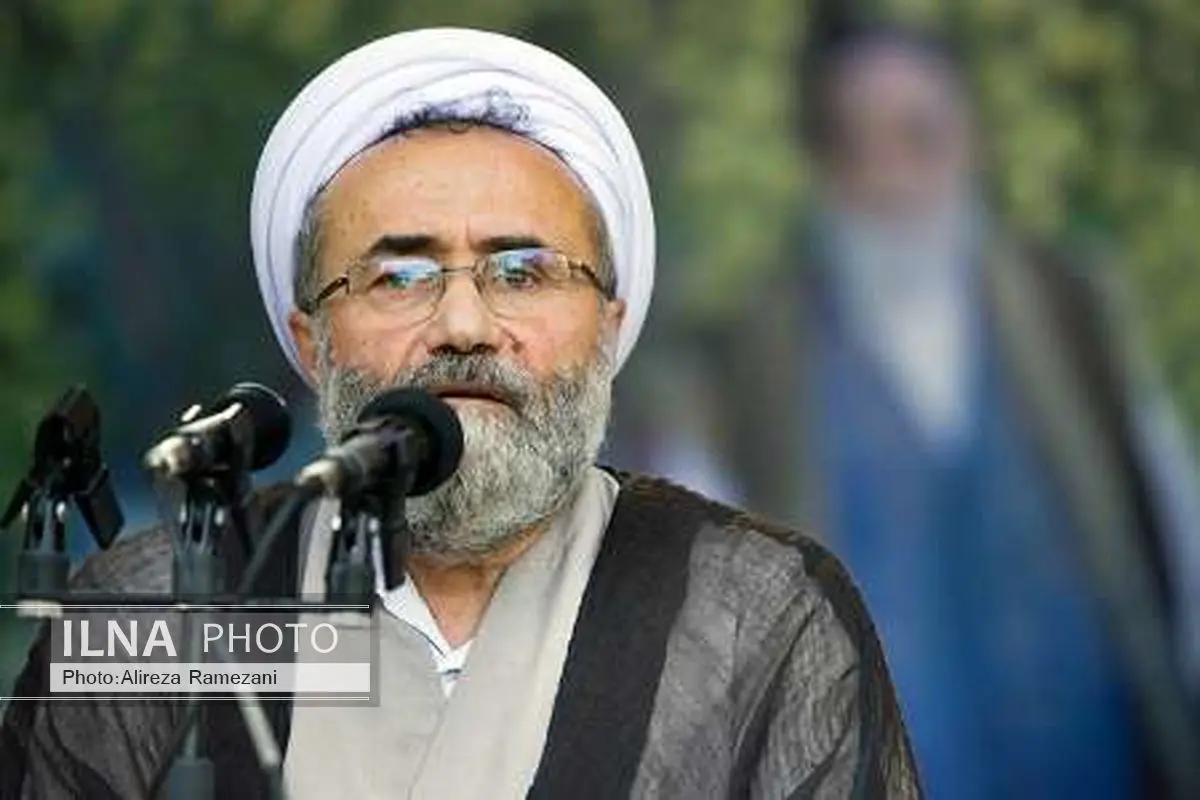 هدف دشمنان از ترورهای سال ۶۰ حذف حواریون امام بود