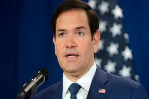 اذعان روبیو به توان بالقوه ایران برای حمله به نفت‌کش‌ها