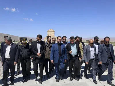 تداوم خدمات‌رسانی تمام‌عیار به گردشگران و مهمانان نوروزی فارس/ بازنگری در حریم آرامگاه کوروش