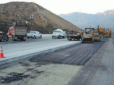 بدهی دولت به پیمانکاران تا پایان سال تسویه می شود