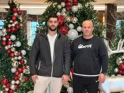 امیررضا معصومی رسماً به تیم ملی کشتی آذربایجان پیوست