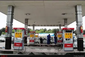 اظهارات پوپولیستی درباره قیمت بنزین/ مشکل با شعار انتخاباتی حل نمی‌شود