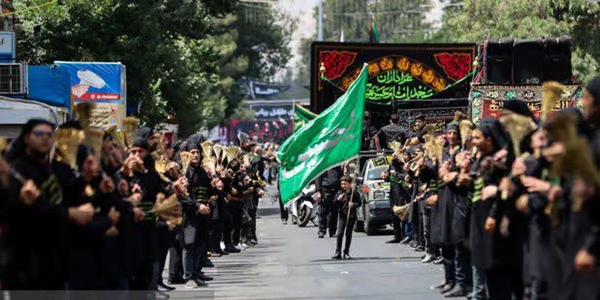اقامه عزای عاشورا در آذربایجان غربی/نوای "شاه حسین گویان" در گوشهگوشه دیار عاشقان طنینانداز شد