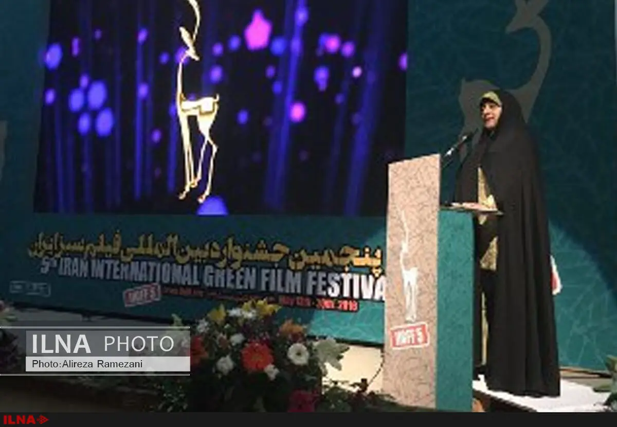 تقدیر از خسرو معصومی تا رونمایی از غزال فیلم سبز