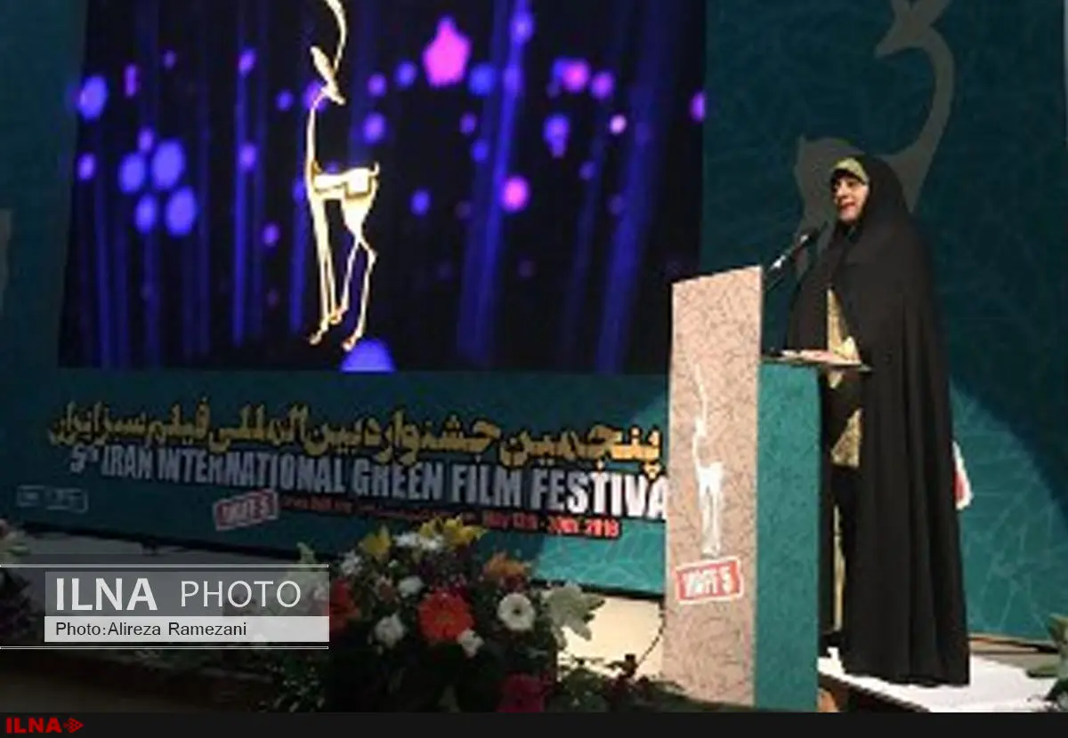 تقدیر از خسرو معصومی تا رونمایی از غزال فیلم سبز