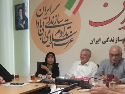 فائزه هاشمی موضوع نامه را خاتمه یافته می‌داند/ پزشکیان تلاش می‌کند همه نیروها را برای حل مشکلات کشور دور هم جمع کند