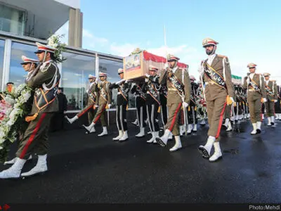 گزارش تصویری / مراسم استقبال از پیکر سه شهید دریانورد نفتکش سانچی 