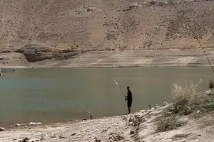 ممنوعیت مطلق صید در پهنه‌های آبی اصفهان