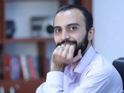 روایت ماجرای یک دختر یهودی معترض در قلب آمریکا در «آن سوی دیوار»