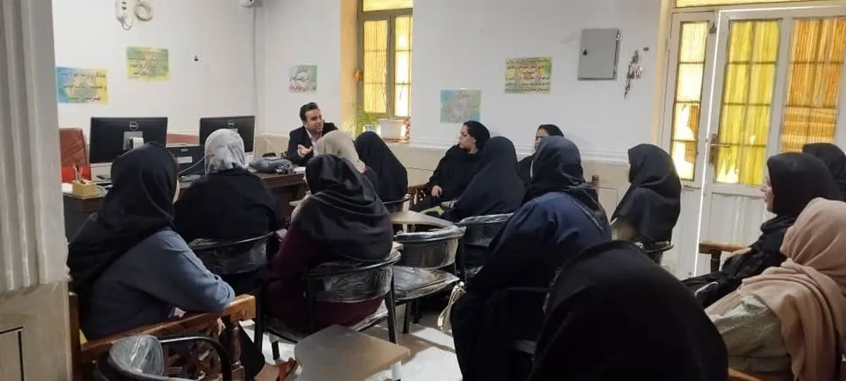 کارگاههای آموزشی «نقش والدین در تقویت تابآوری و امید در خانواده» برگزار می شود