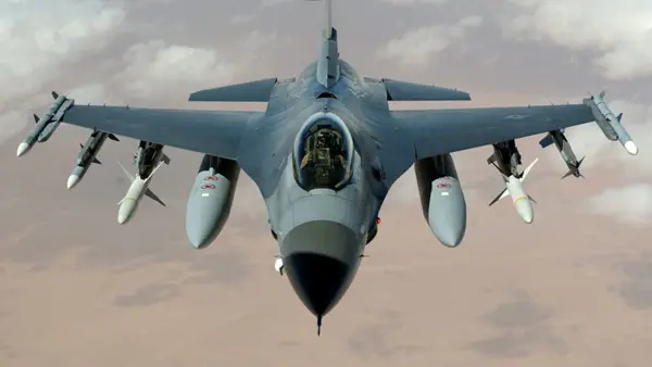 ادعای ارتش رژیم صهیونیستی درباره سرنگونی یک هواپیما در آسمان غزه