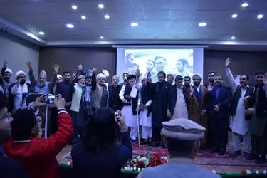 اندیشمندان پاکستانی: شهید آیت‌الله خامنه‌ای شخصیتی الهام‌بخش برای امت اسلامی بود