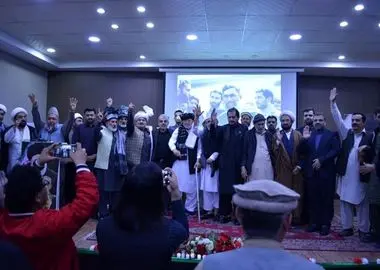 اندیشمندان پاکستانی: شهید آیت‌الله خامنه‌ای شخصیتی الهام‌بخش برای امت اسلامی بود