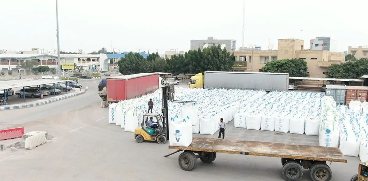 رشد 137 درصدی تخلیه و بارگیری انواع کالای نفتی و غیر نفتی در بنادر غرب هرمزگان