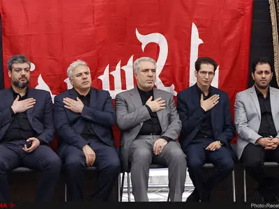 حضور دکتر مونسان در مراسم عزاداری تیمچه حاجب الدوله در بازار تهران