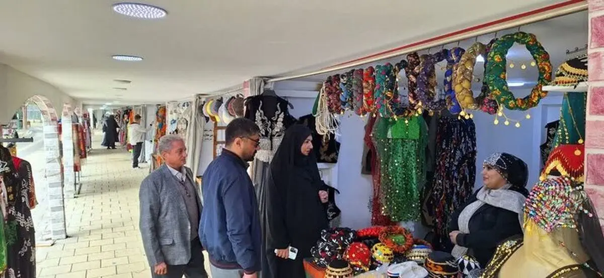 افتتاح نمایشگاه بهاره صنایع دستی در تاق‌بستان