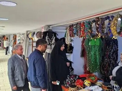 افتتاح نمایشگاه بهاره صنایع دستی در تاق‌بستان