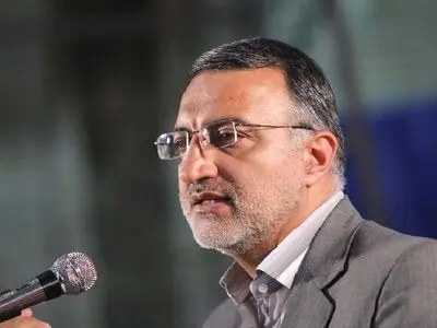 اهداف و آرمان‌های انقلاب در عملکرد برخی مسئولان دیده نمی‌شود/نمره مسئولان بسیار پایین‌تر از مردم است
