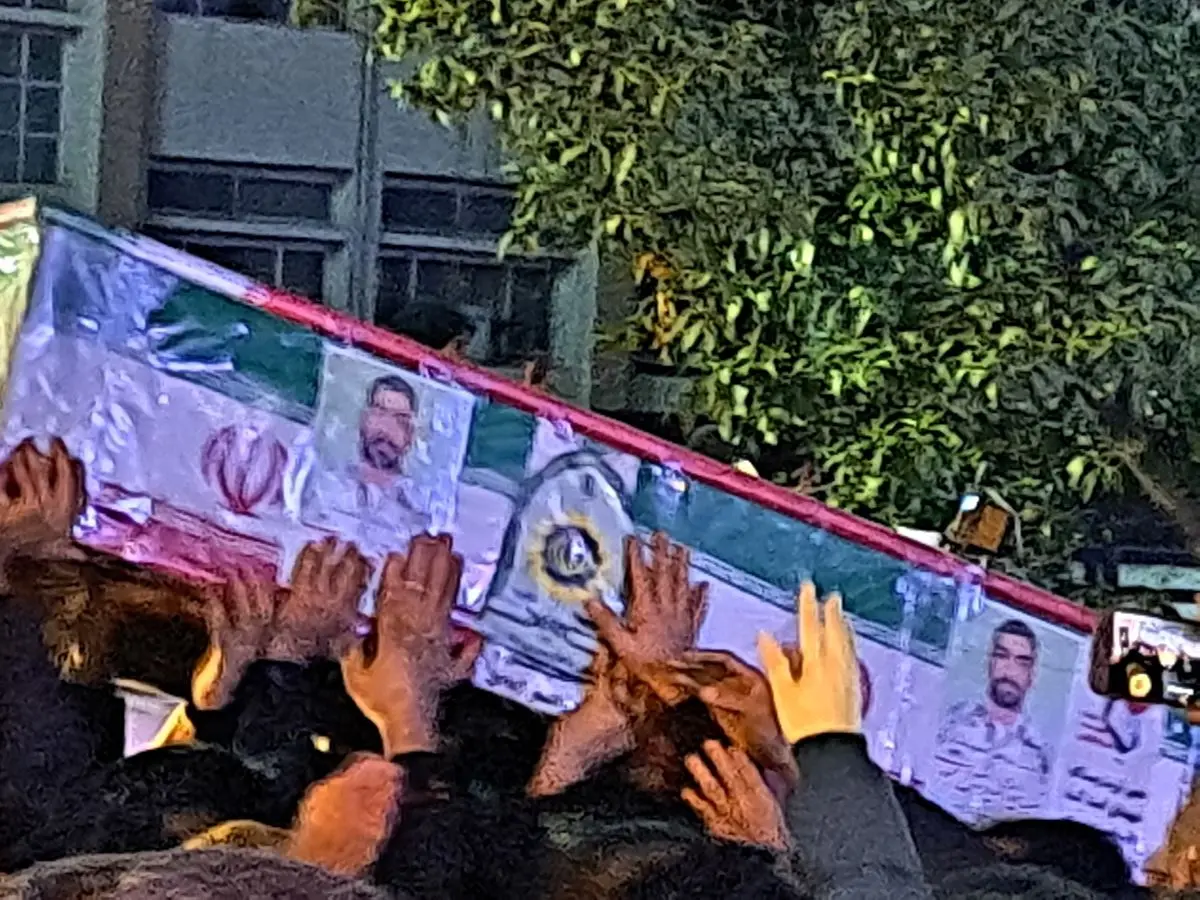 مراسم وداع چهار شهید والامقام حمله آمریکایی صهیونیستی به میهن اسلامی در قلب دیار علویان