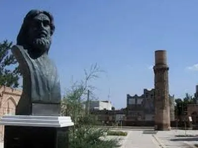 ایجاد نماد موقتی در فاز اول ساماندهی بارگاه شمس تبریزی