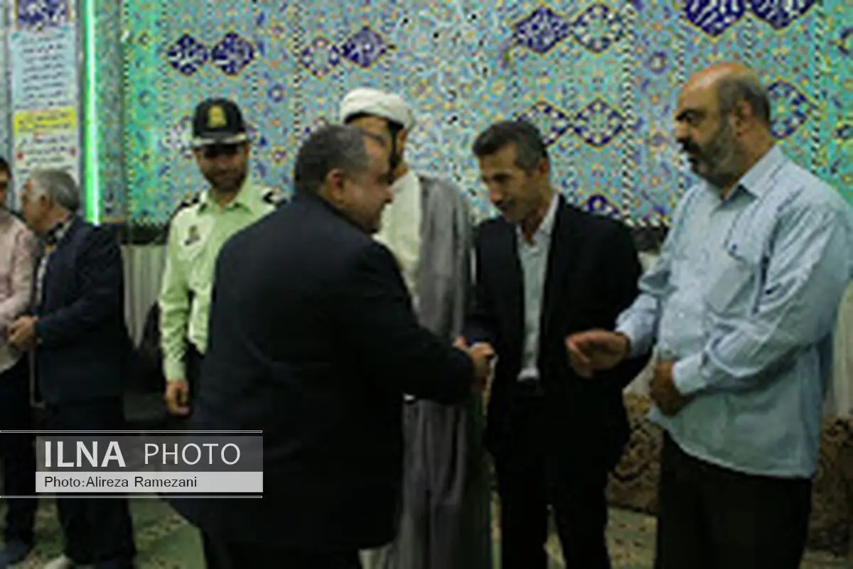 تجلیل اهالی فیروز آباد شهرری از خدمات کریم رئوف