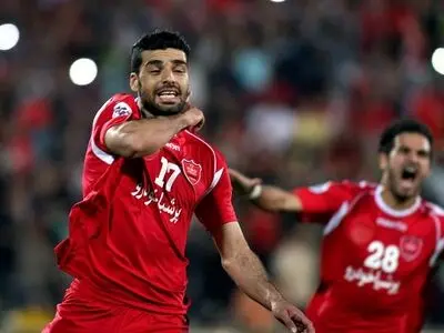 طارمی برترین مهاجم لیگ برتر چهاردهم شد