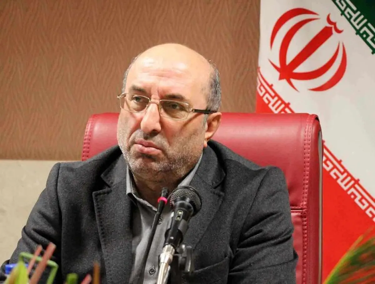 ۹۰ درصد کالاهای اساسی مانده در گمرک، نسیه وارد می‌شود/ چین عامل افزایش قیمت‌ها در ماه آینده / مشکل تخصیص ارز داریم 