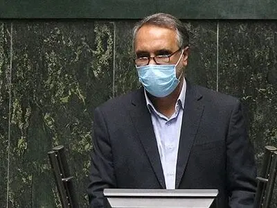 بازدید رئیس کمیسیون عمران مجلس از محل حادثه قطار مشهد - یزد