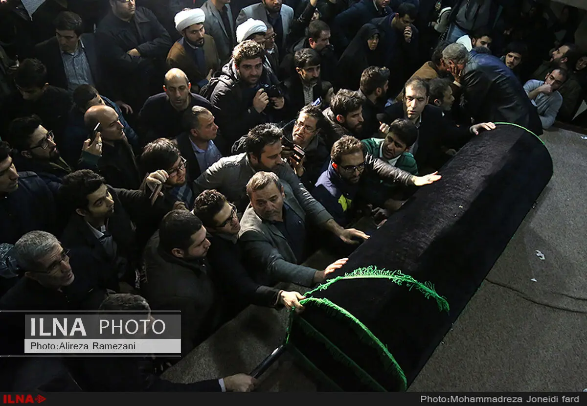 حضور سیدمحمد خاتمی در مراسم وداع با پیکر آیت‌الله هاشمی