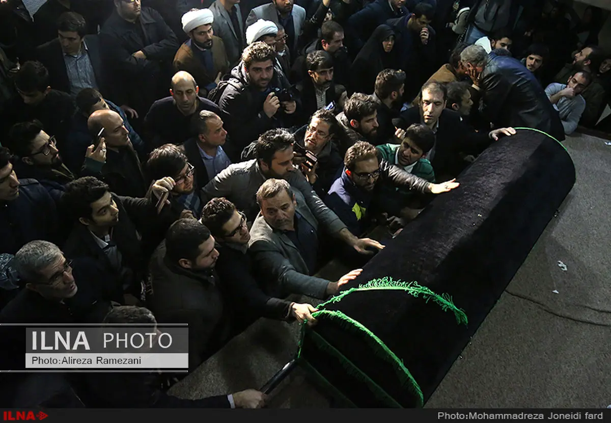 حضور سیدمحمد خاتمی در مراسم وداع با پیکر آیتالله هاشمی