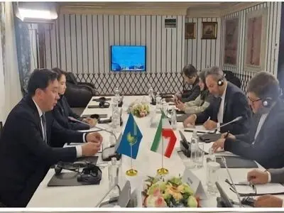 توافق ایران و قزاقستان برای توسعه ترانزیت ریل‌پایه و رفع موانع ترانزیتی 