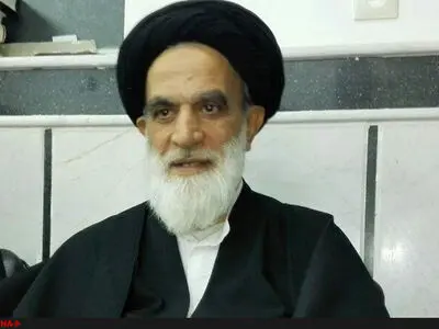 از آذربایجان غربی کاندیدای مجلس خبرگان می‌شوم