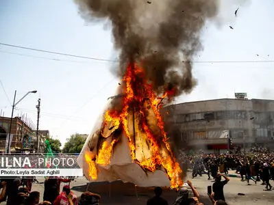 مراسم خیمه‌سوزان ظهر عاشورا در چهارراه گلوبندک تهران/1
