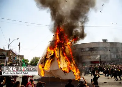 مراسم خیمه‌سوزان ظهر عاشورا در چهارراه گلوبندک تهران/1