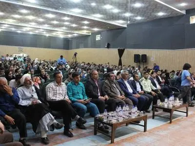 آیین تکریم و تجلیل از مقام کارگر در شهرستان دزفول برگزار شد 