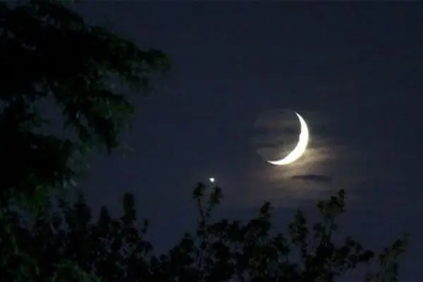 امشب مشتری به ماه سلام می‌کند / درخشش دو غول آسمانی