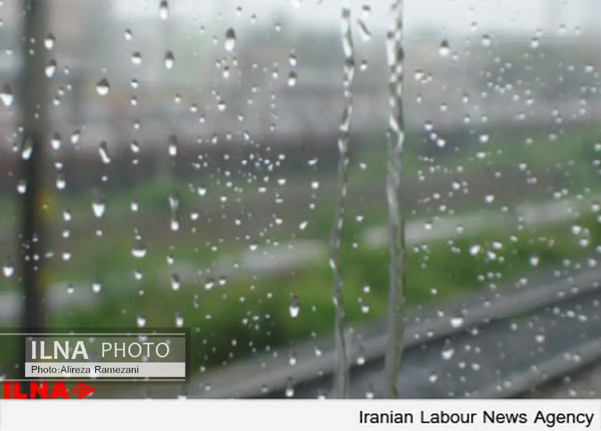 بارش باران در محورهای مواصلاتی گیلان و مازندران