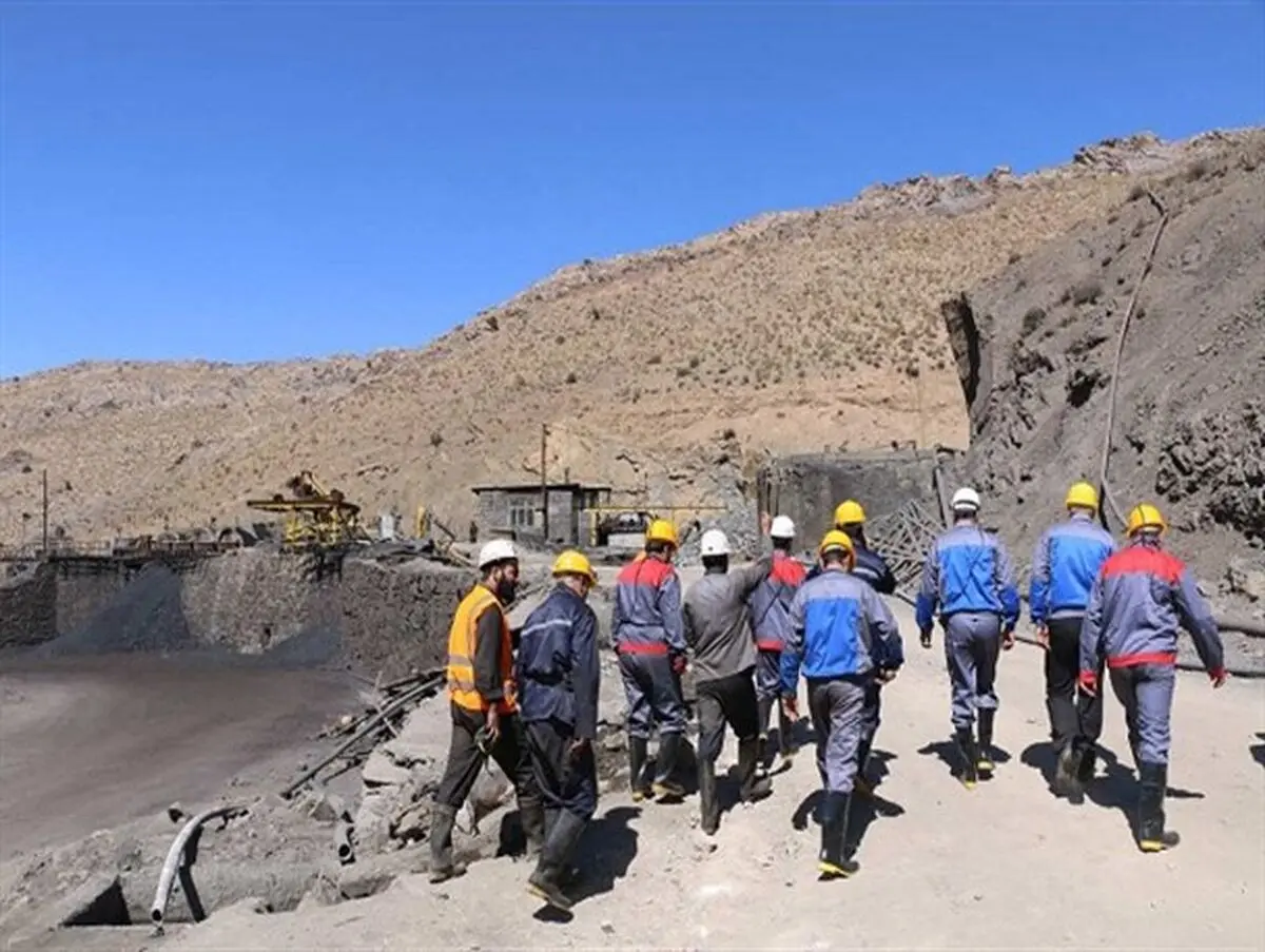 اعتراض کارگران بخش خصوصی معدن چشمه پودنه خاتمه یافت/ کارگران مشغول کارند