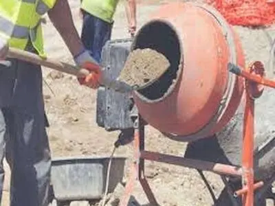 مرگ یک کارگر در نهاوند بر اثر برق‌گرفتگی با دستگاه میکسر