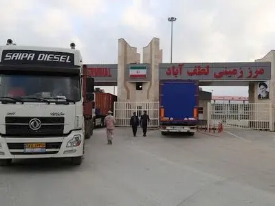 پایانه مرزی لطف آباد رتبه اول ترانزیت خروجی کشور را کسب کرد