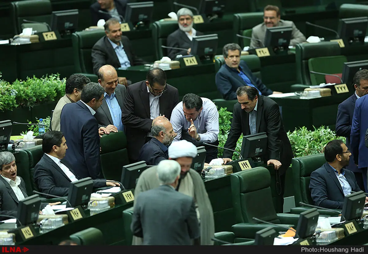 بررسی لایحه حمایت از کودکان و نوجوانان در کمیسیون قضایی