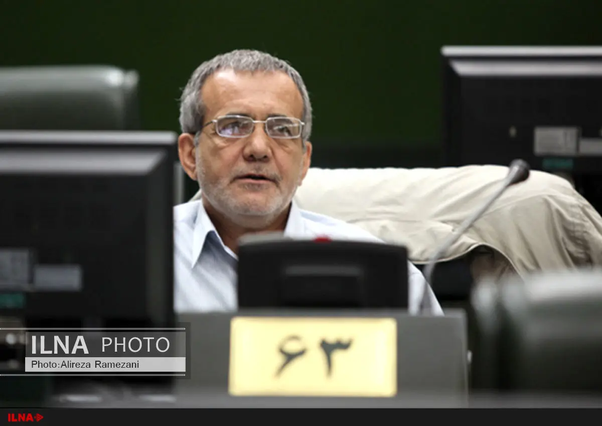وزیر خاتمی و استاندار احمدی نژاد به مجلس رفتند