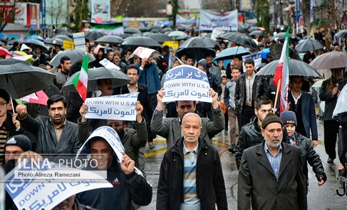 همراهی بارش رحمت‌الهی با راهپیمایان 22 بهمن در خوزستان